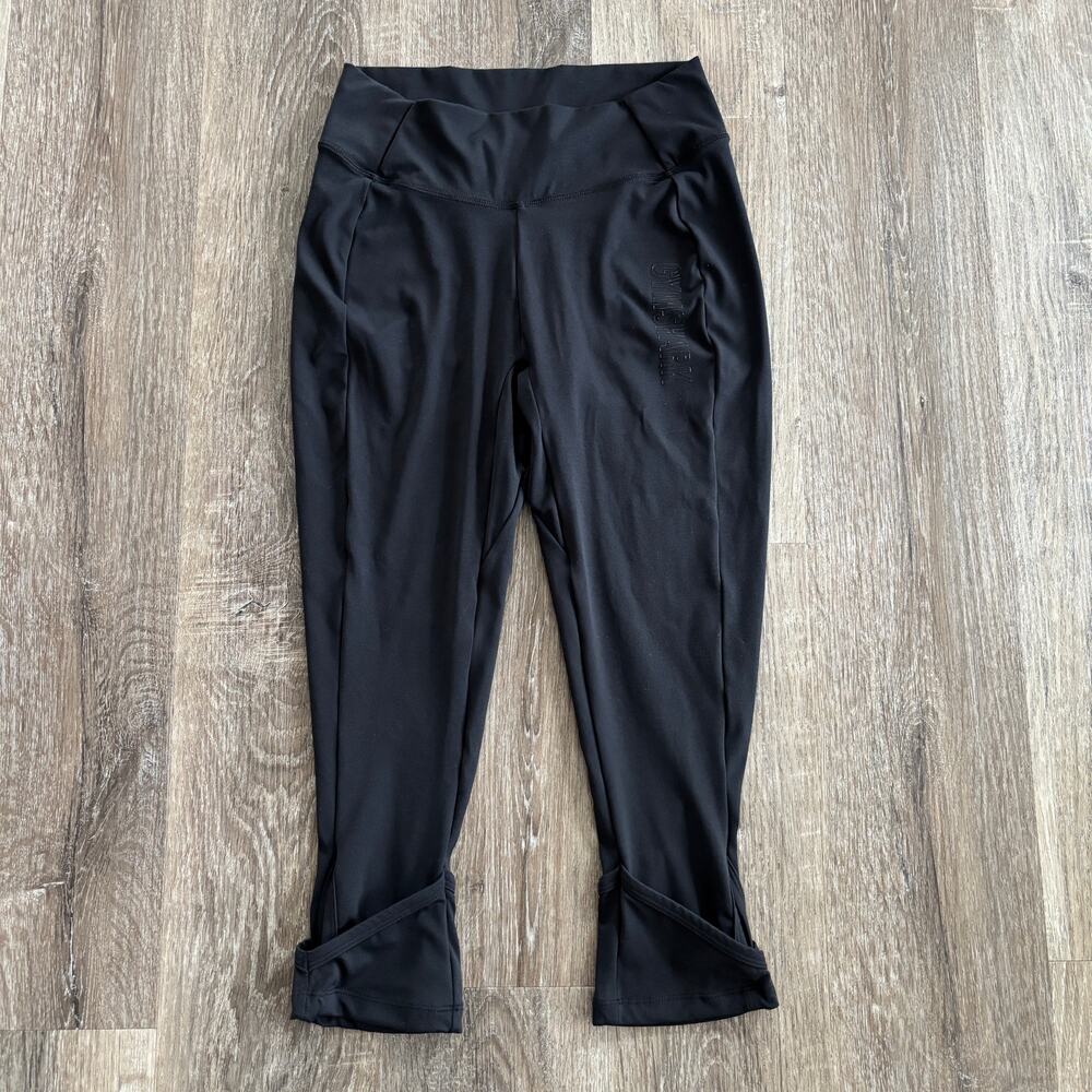 Gymshark Women’s Crop Pant Legging Black - Size: Medium